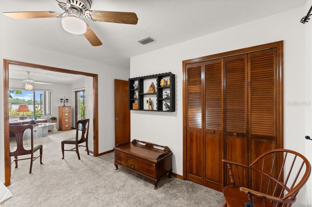 待售: $749,000 (3 贝兹, 2 浴室, 1812 平方英尺)