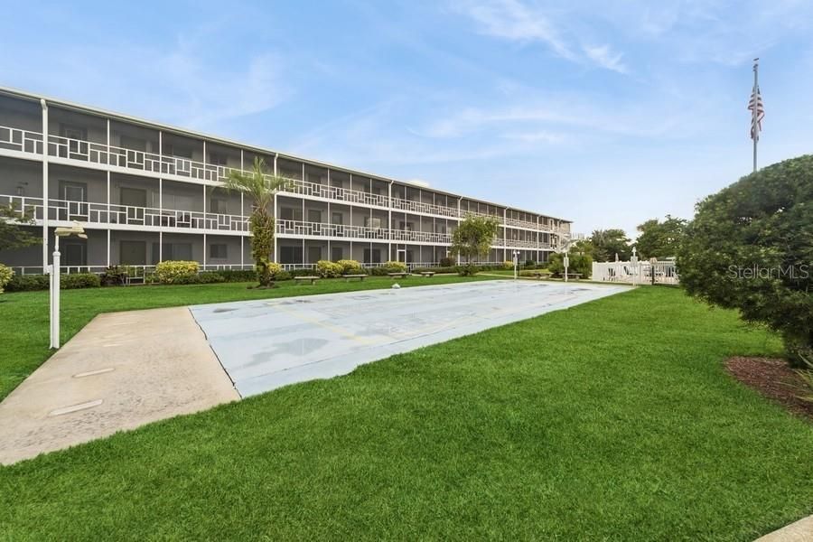 待售: $89,000 (2 贝兹, 1 浴室, 840 平方英尺)