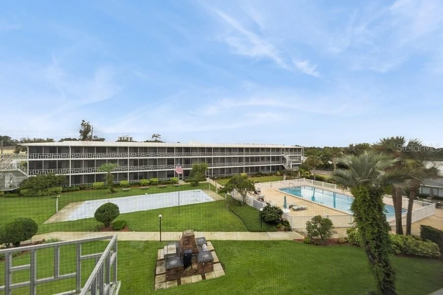 待售: $89,000 (2 贝兹, 1 浴室, 840 平方英尺)