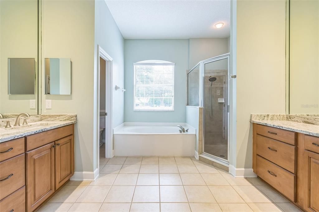 待售: $749,900 (5 贝兹, 3 浴室, 3318 平方英尺)