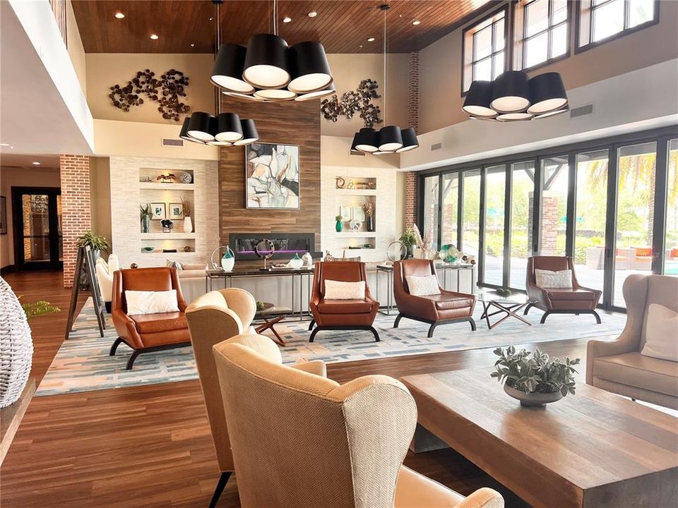 Active With Contract: $410,000 (2 beds, 2 baths, 2020 Square Feet)