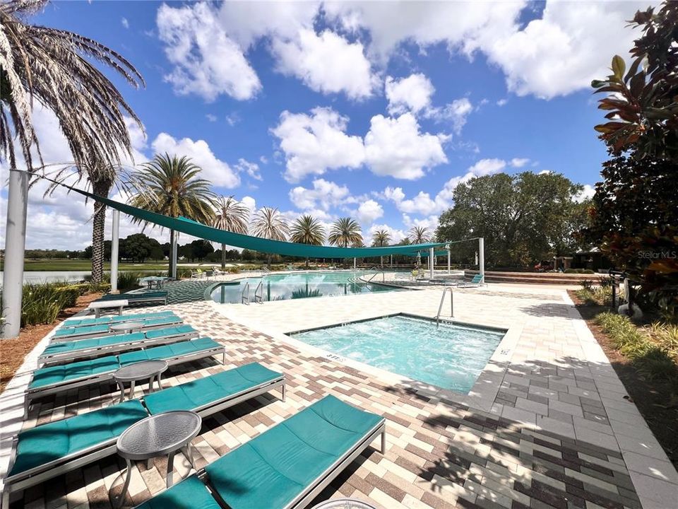 Active With Contract: $410,000 (2 beds, 2 baths, 2020 Square Feet)