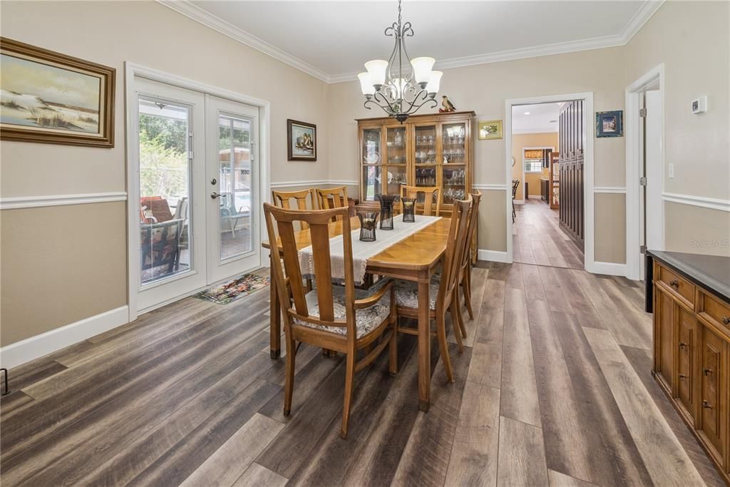 待售: $649,000 (4 贝兹, 3 浴室, 3312 平方英尺)