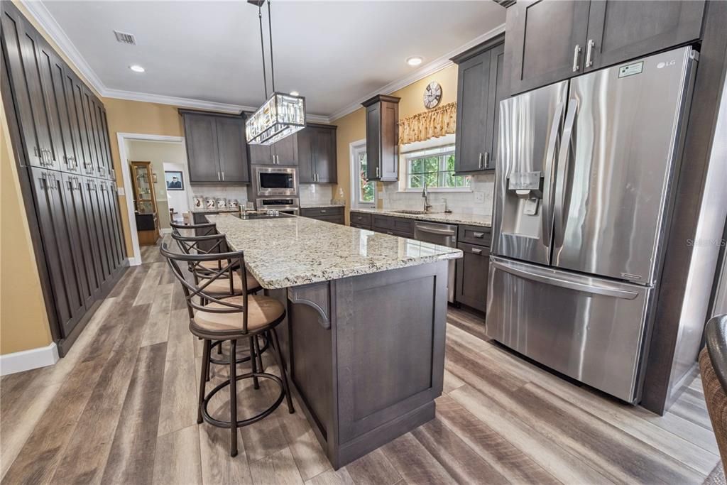 待售: $649,000 (4 贝兹, 3 浴室, 3312 平方英尺)