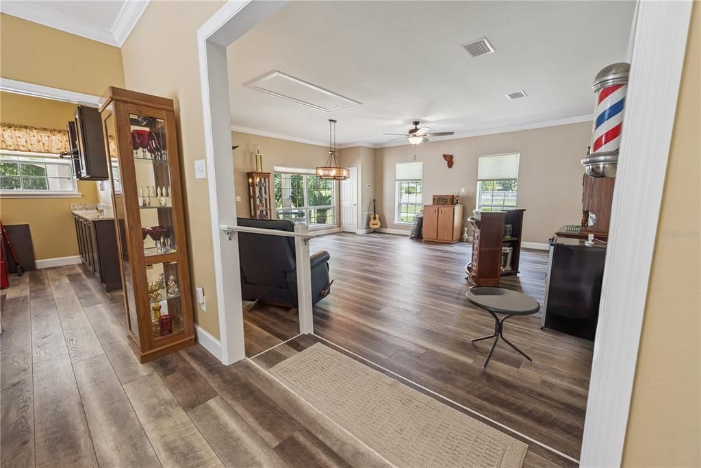 待售: $649,000 (4 贝兹, 3 浴室, 3312 平方英尺)