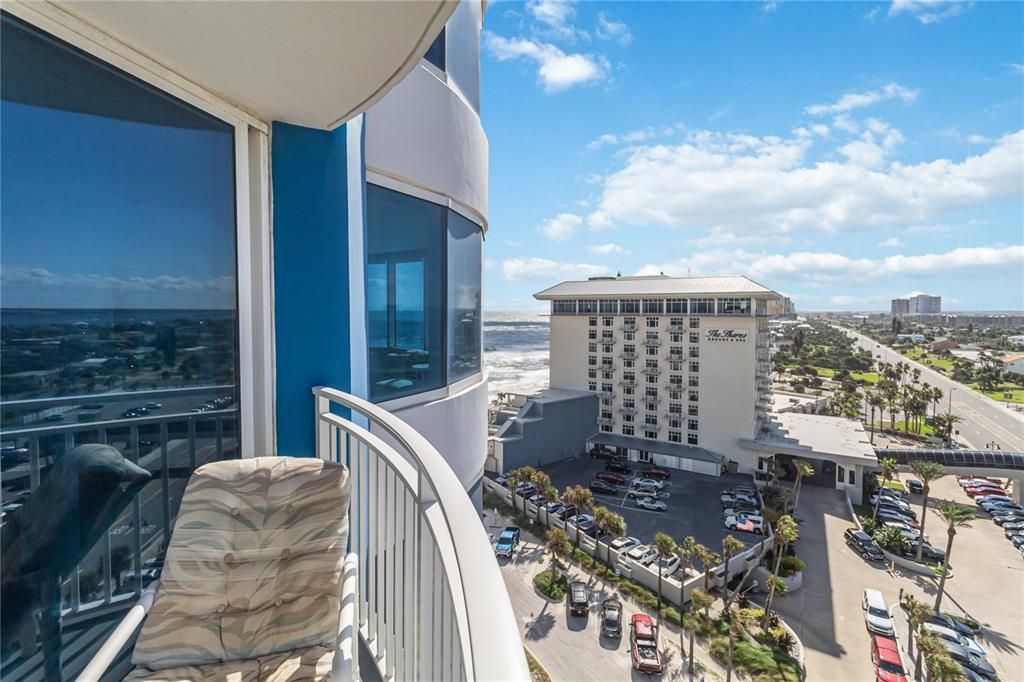 待售: $470,000 (2 贝兹, 2 浴室, 1275 平方英尺)