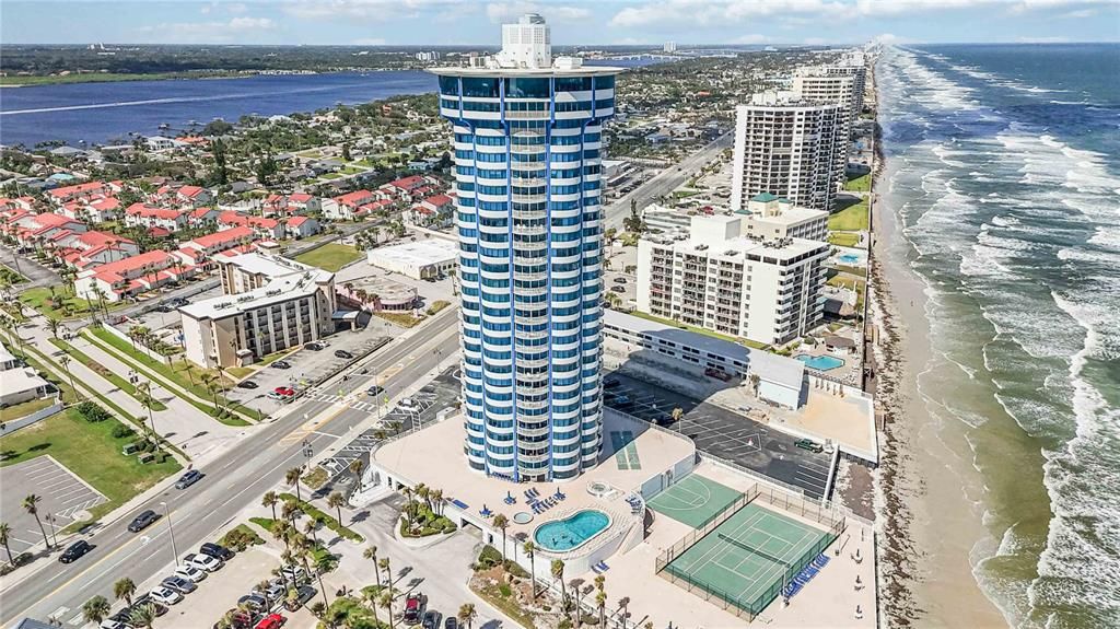 待售: $470,000 (2 贝兹, 2 浴室, 1275 平方英尺)