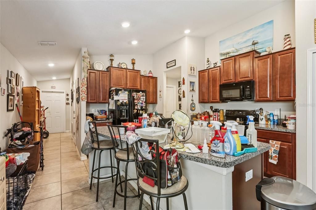 For Sale: $289,900 (3 beds, 2 baths, 1451 Square Feet)