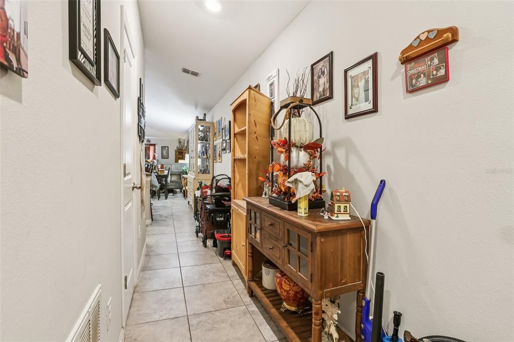 For Sale: $289,900 (3 beds, 2 baths, 1451 Square Feet)