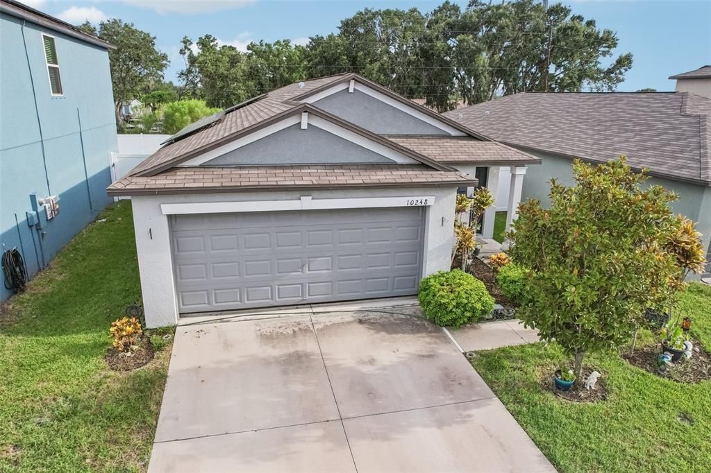 For Sale: $289,900 (3 beds, 2 baths, 1451 Square Feet)