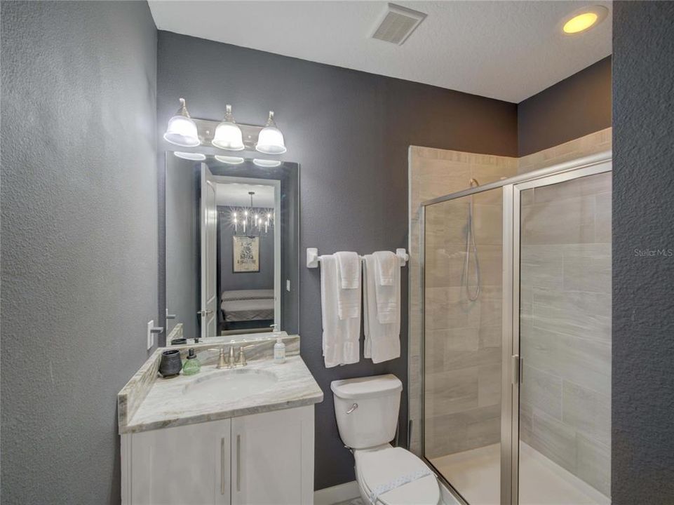 Active With Contract: $1,249,999 (11 beds, 10 baths, 5496 Square Feet)