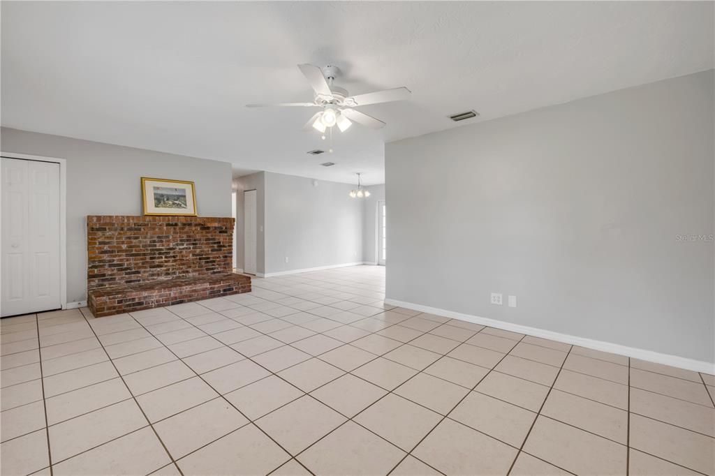 For Sale: $264,990 (4 beds, 2 baths, 1534 Square Feet)