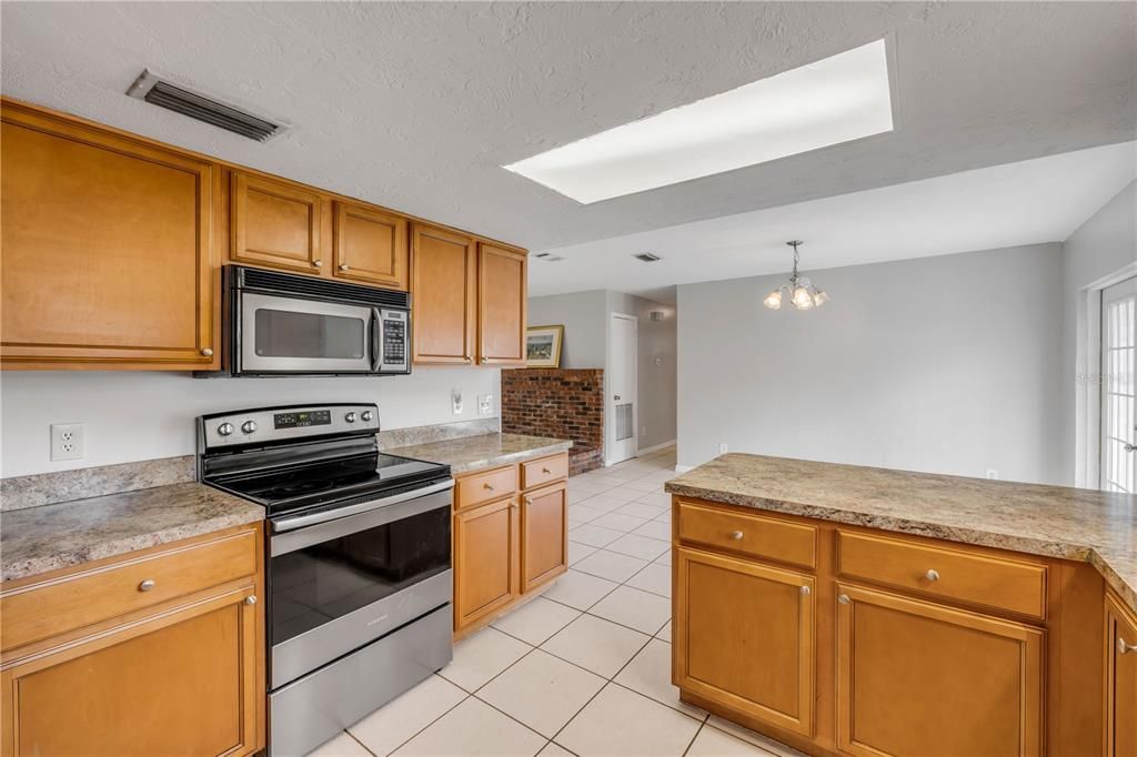For Sale: $264,990 (4 beds, 2 baths, 1534 Square Feet)