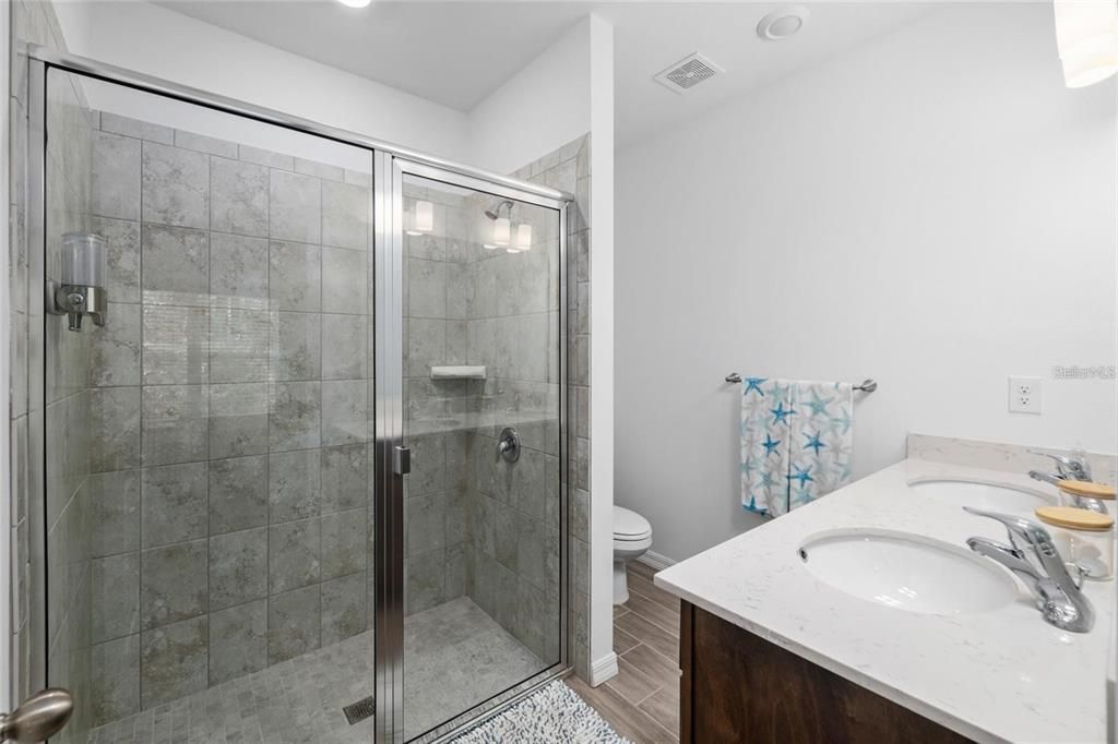 出租: $1,750 (3 贝兹, 2 浴室, 1215 平方英尺)