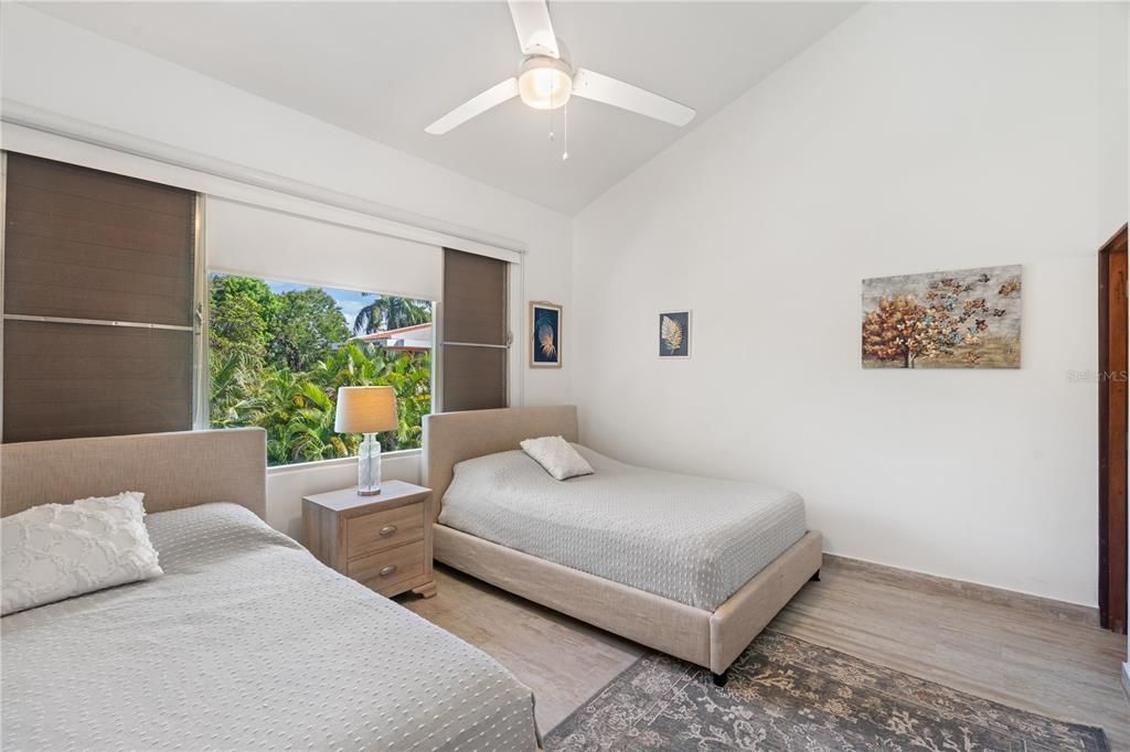 En Renta: $14,000 (3 camas, 4 baños, 3400 Pies cuadrados)