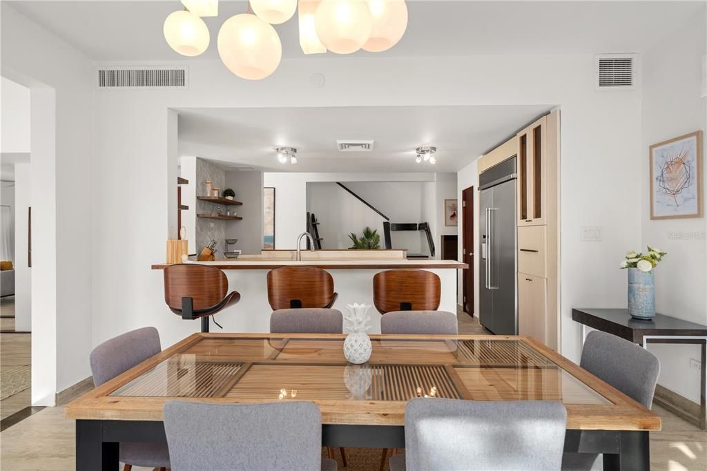 En Renta: $14,000 (3 camas, 4 baños, 3400 Pies cuadrados)