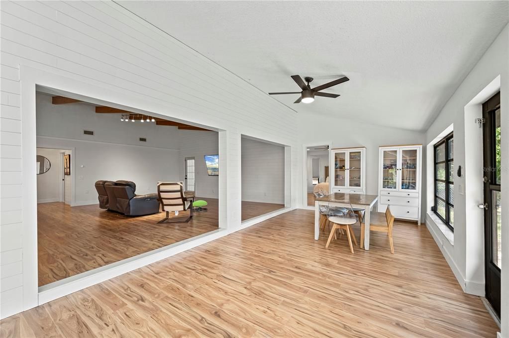 Active With Contract: $405,000 (4 beds, 3 baths, 2312 Square Feet)