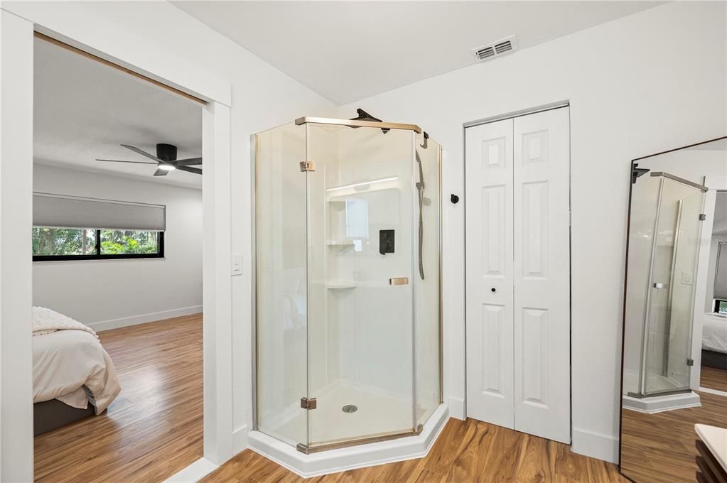 Active With Contract: $405,000 (4 beds, 3 baths, 2312 Square Feet)