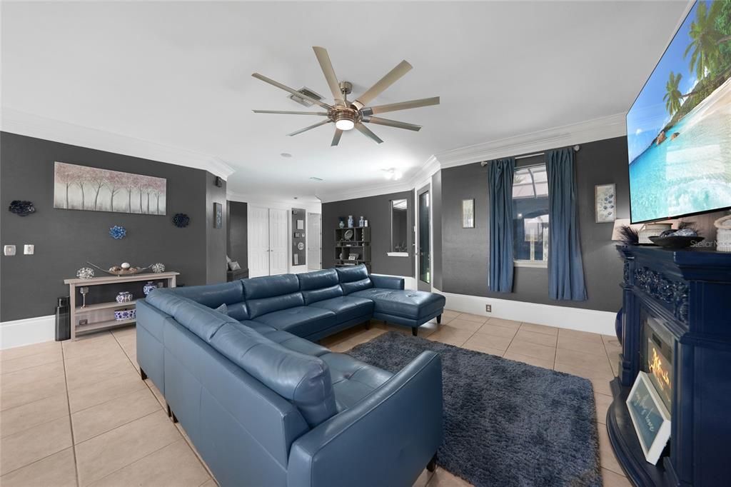 待售: $515,000 (3 贝兹, 2 浴室, 2230 平方英尺)