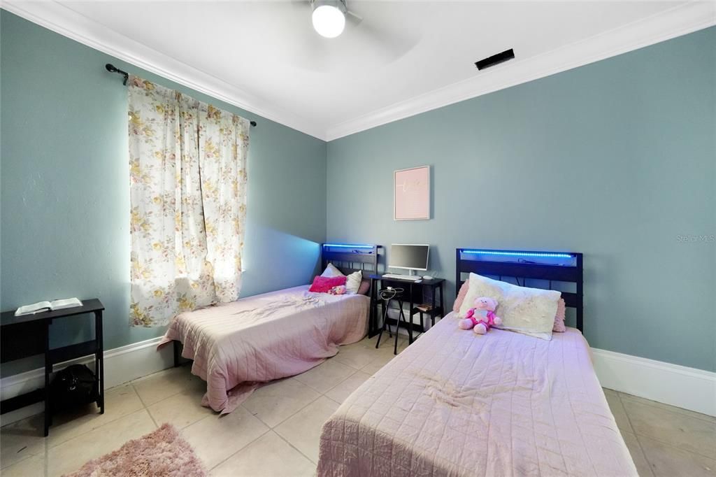 待售: $515,000 (3 贝兹, 2 浴室, 2230 平方英尺)