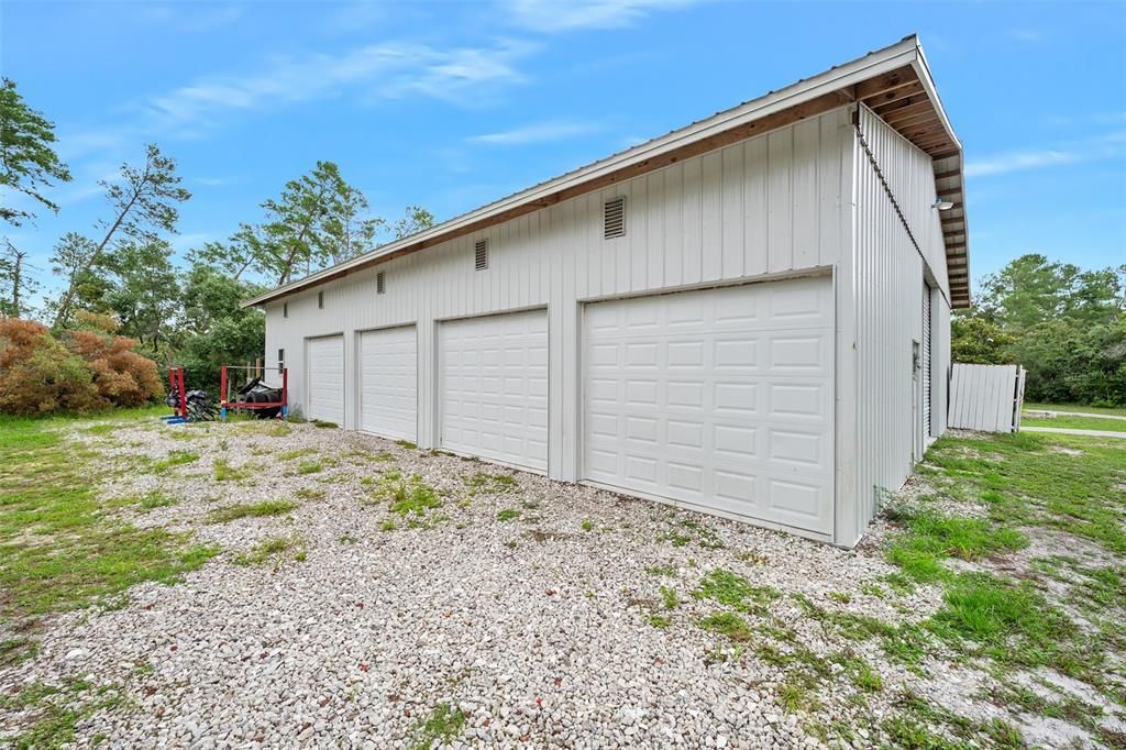 待售: $750,000 (6 贝兹, 4 浴室, 4436 平方英尺)