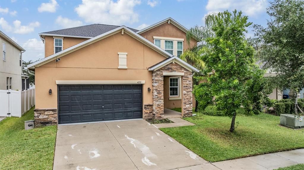 最近售出: $499,000 (4 贝兹, 3 浴室, 2529 平方英尺)