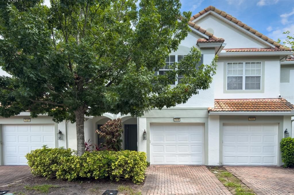 Под контрактом: $2,325 (3 спален, 2 ванн, 1666 Квадратных фут)