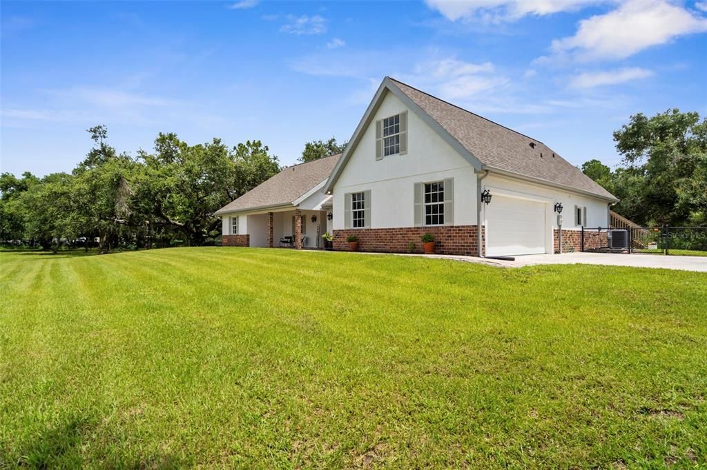 待售: $999,900 (3 贝兹, 2 浴室, 2723 平方英尺)