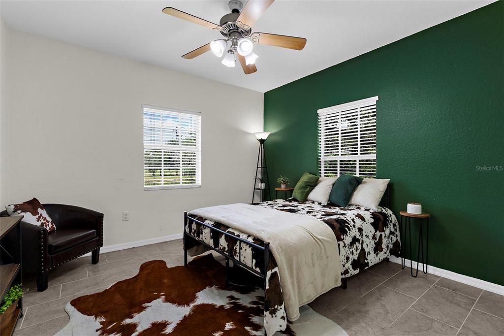 待售: $999,900 (3 贝兹, 2 浴室, 2723 平方英尺)