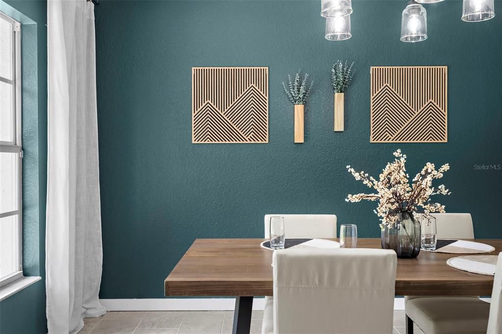 待售: $999,900 (3 贝兹, 2 浴室, 2723 平方英尺)