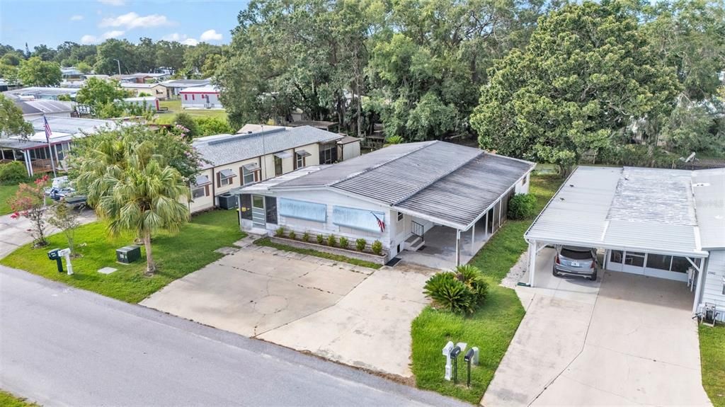 Active With Contract: $89,900 (2 beds, 2 baths, 952 Square Feet)