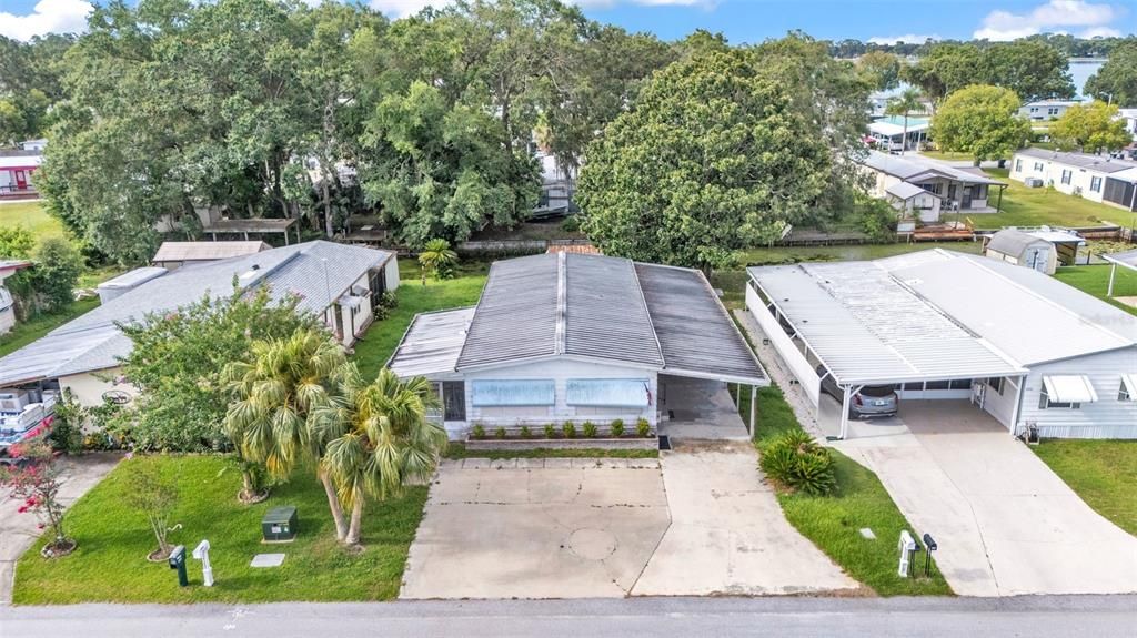 Active With Contract: $89,900 (2 beds, 2 baths, 952 Square Feet)