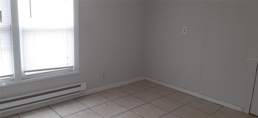 待售: $449,900 (4 贝兹, 0 浴室, 2220 平方英尺)