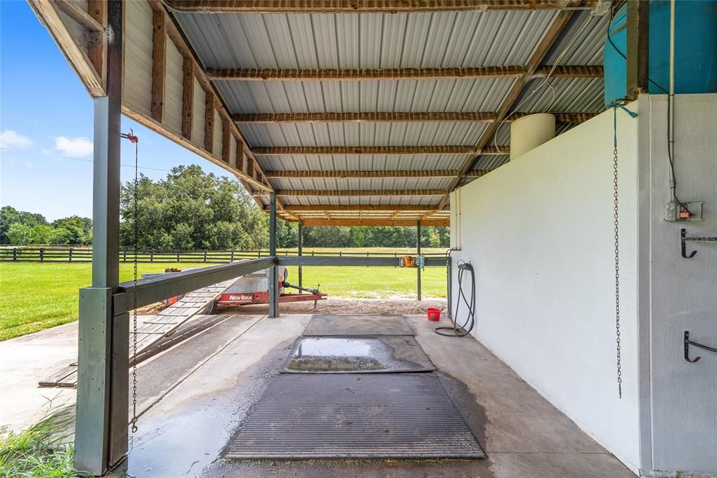 For Sale: $1,965,000 (4 beds, 2 baths, 2866 Square Feet)