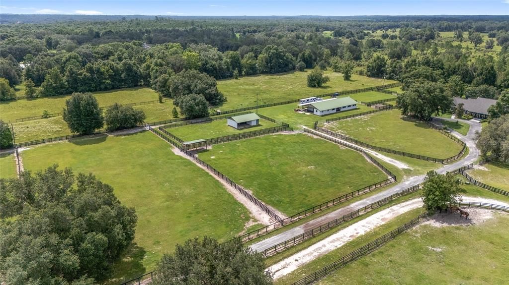 For Sale: $1,965,000 (4 beds, 2 baths, 2866 Square Feet)