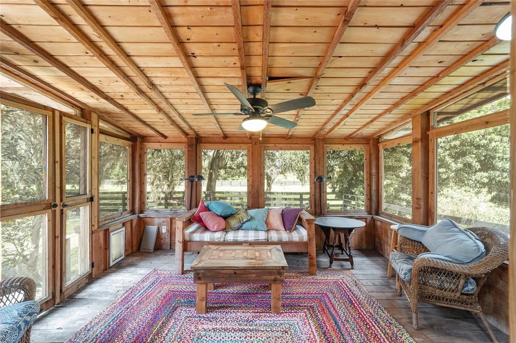 For Sale: $1,965,000 (4 beds, 2 baths, 2866 Square Feet)