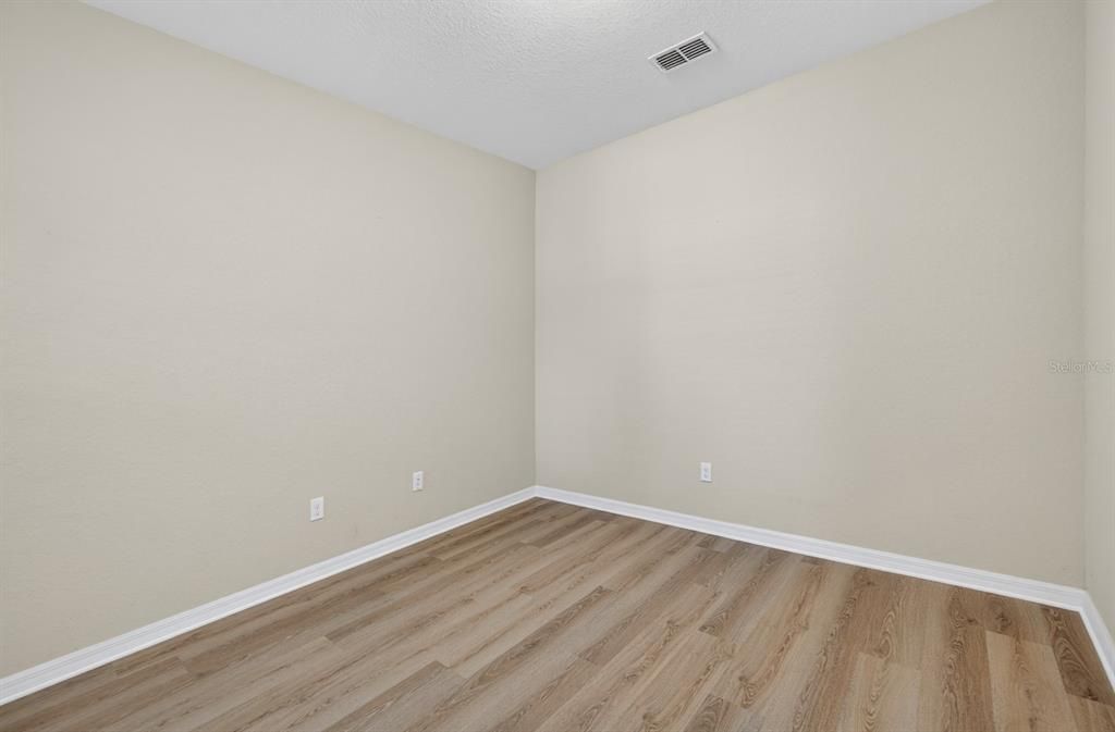 Active With Contract: $1,700 (2 beds, 2 baths, 1504 Square Feet)