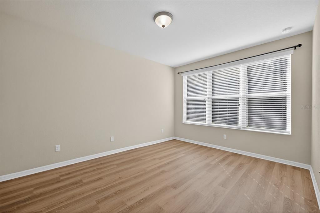 Active With Contract: $1,700 (2 beds, 2 baths, 1504 Square Feet)