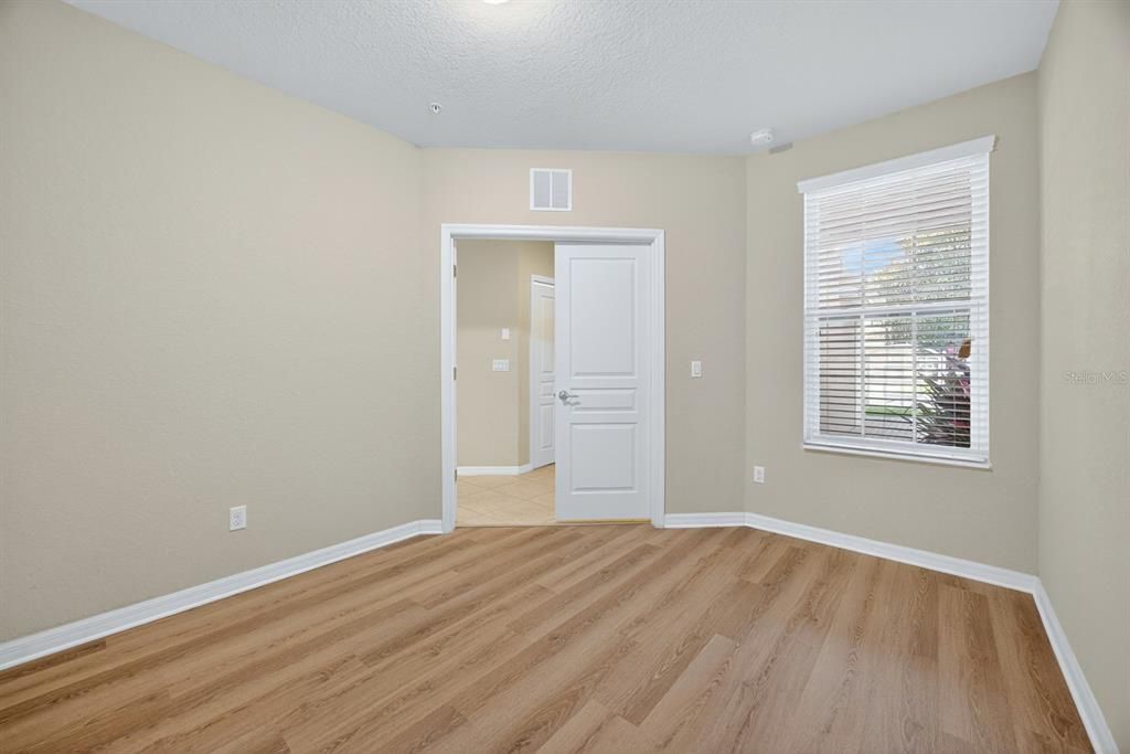 Active With Contract: $1,700 (2 beds, 2 baths, 1504 Square Feet)