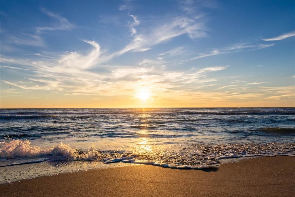 待售: $750,000 (2 贝兹, 2 浴室, 1350 平方英尺)