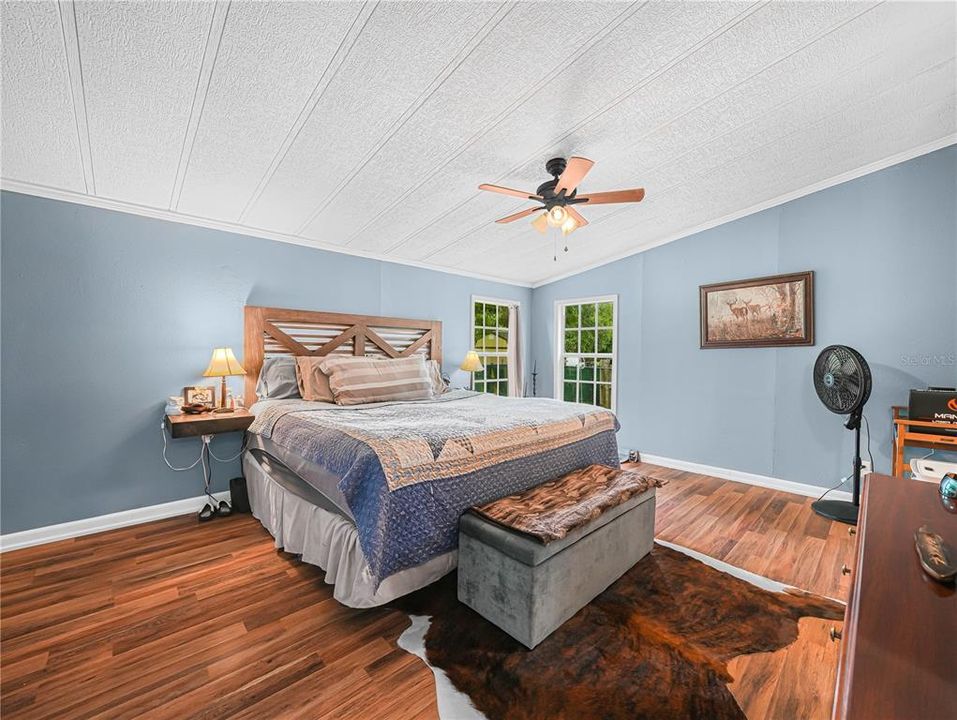 For Sale: $315,000 (4 beds, 2 baths, 1782 Square Feet)