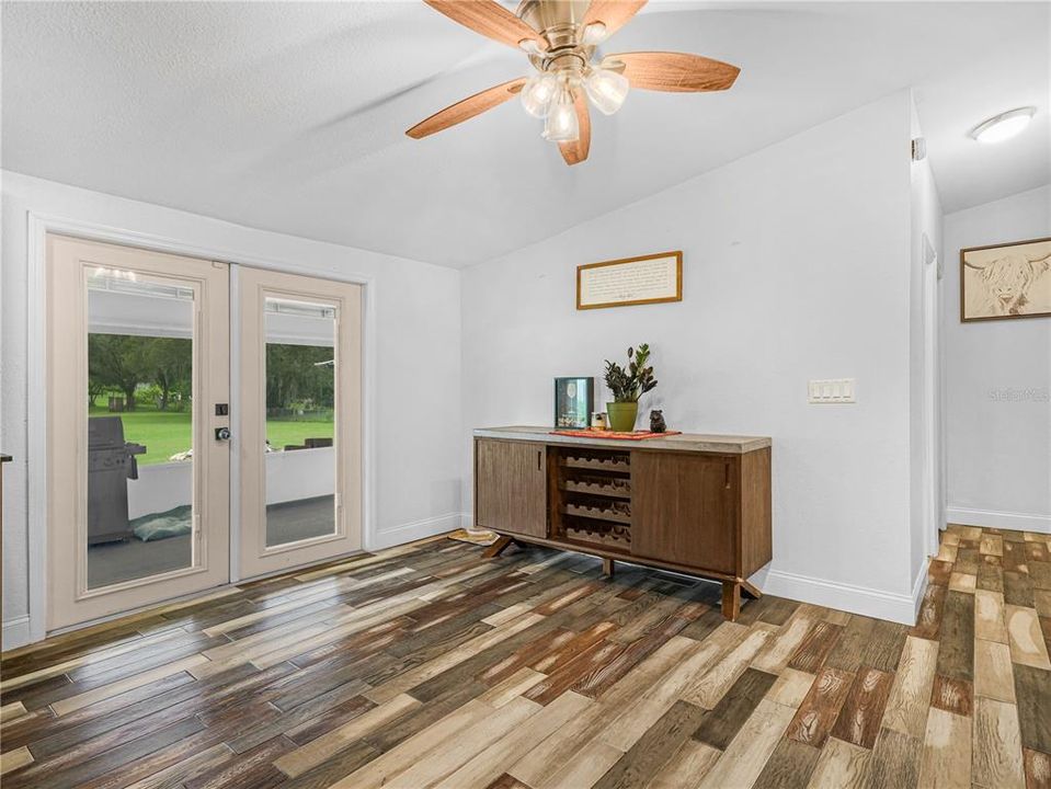 For Sale: $315,000 (4 beds, 2 baths, 1782 Square Feet)