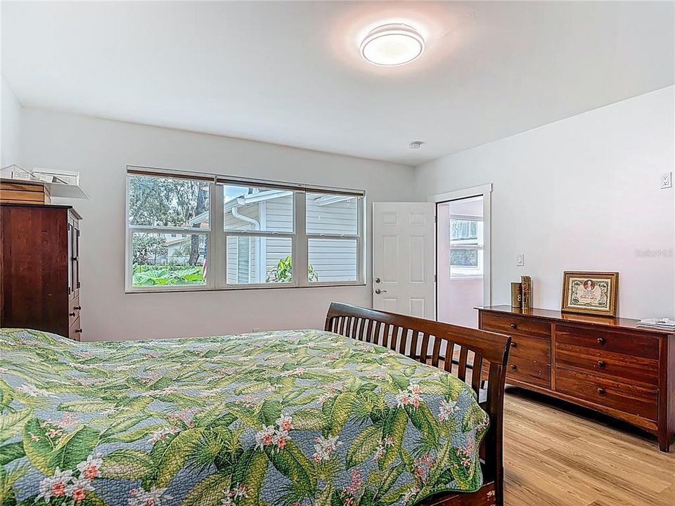 En Venta: $539,000 (4 camas, 3 baños, 1990 Pies cuadrados)