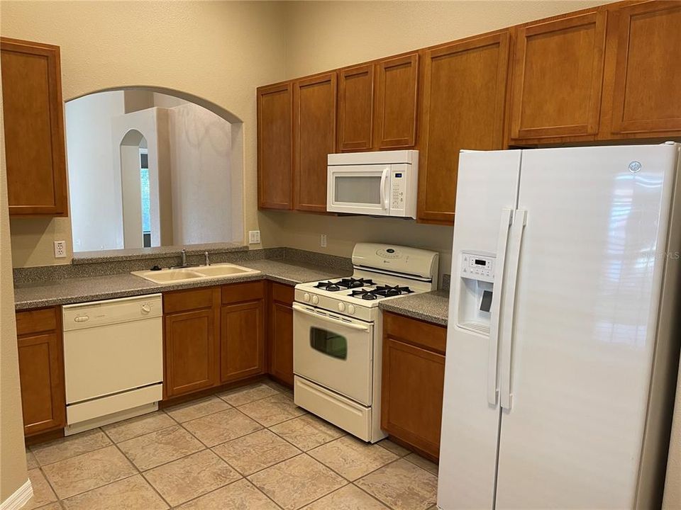 For Rent: $1,850 (3 beds, 2 baths, 1515 Square Feet)