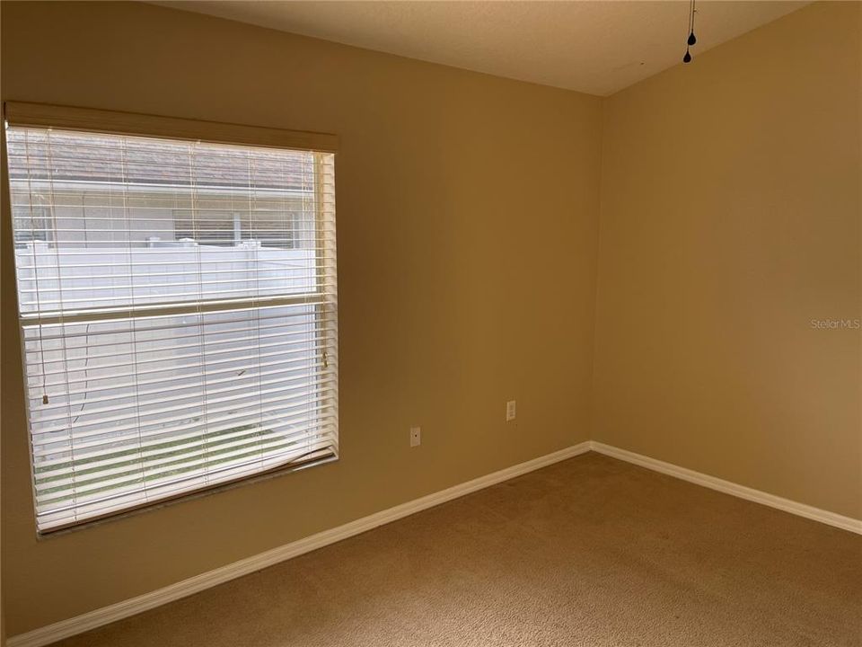 For Rent: $1,850 (3 beds, 2 baths, 1515 Square Feet)