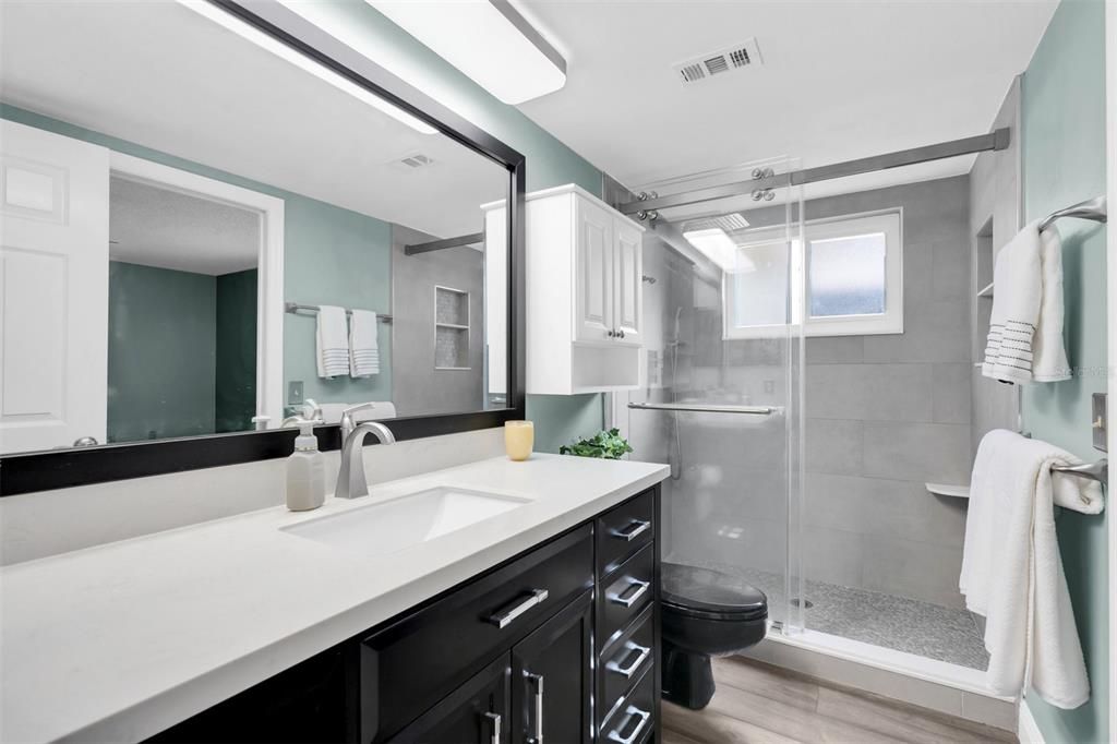 На продажу: $409,000 (3 спален, 2 ванн, 1628 Квадратных фут)