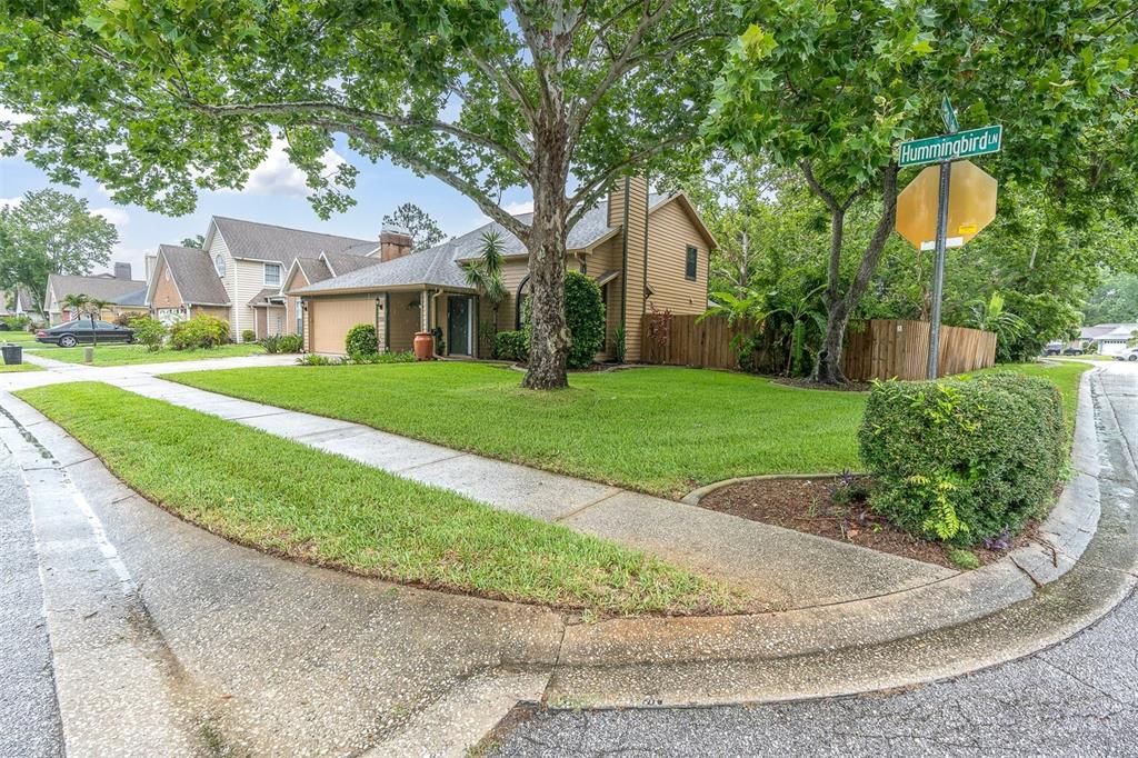 На продажу: $409,000 (3 спален, 2 ванн, 1628 Квадратных фут)