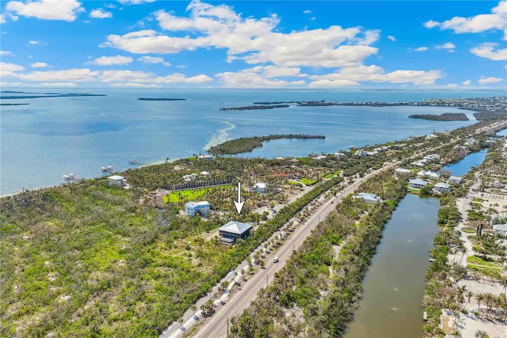 For Sale: $2,900,000 (4 beds, 3 baths, 4608 Square Feet)