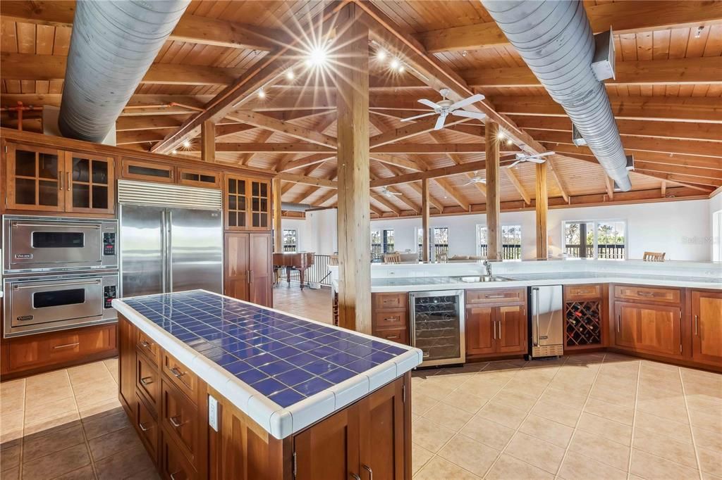 For Sale: $2,900,000 (4 beds, 3 baths, 4608 Square Feet)