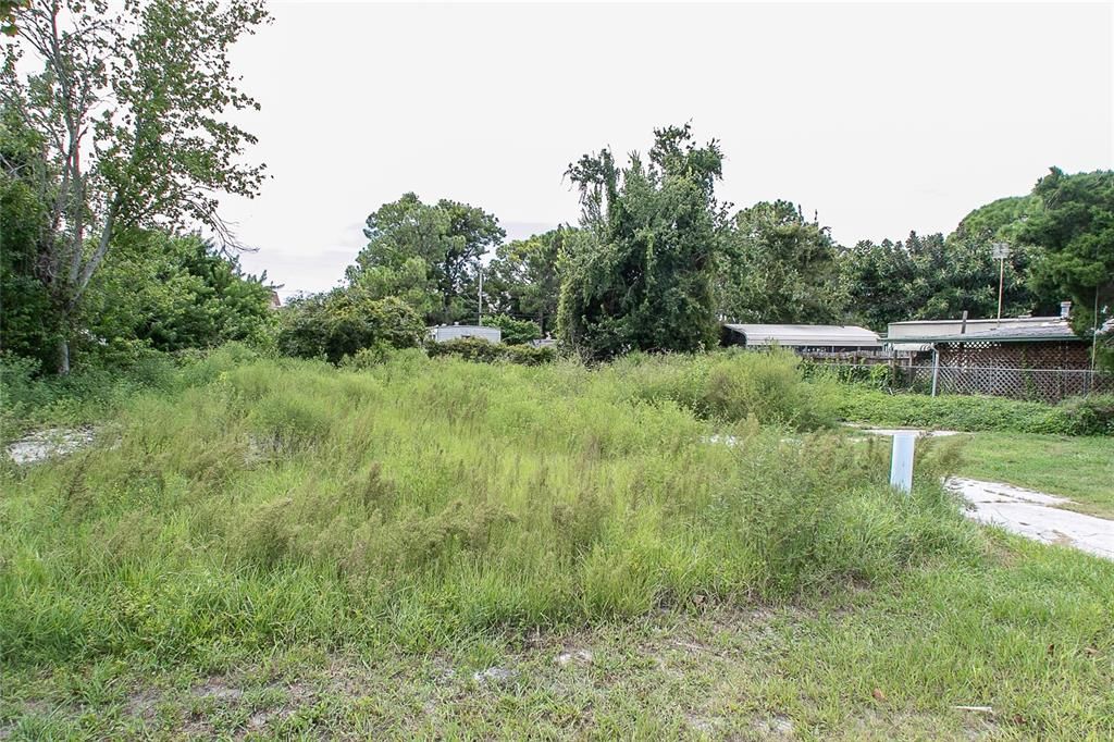 En Venta: $29,000 (0.08 acres)